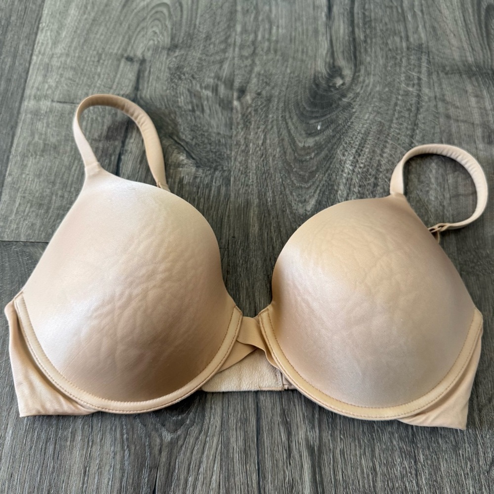 Victoria's Secret Light Tan Bra 36D full coverage